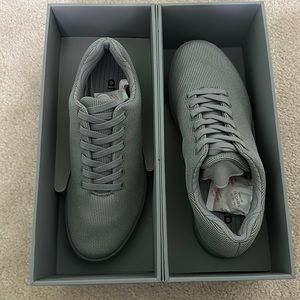 Atoms Model 000 Gray